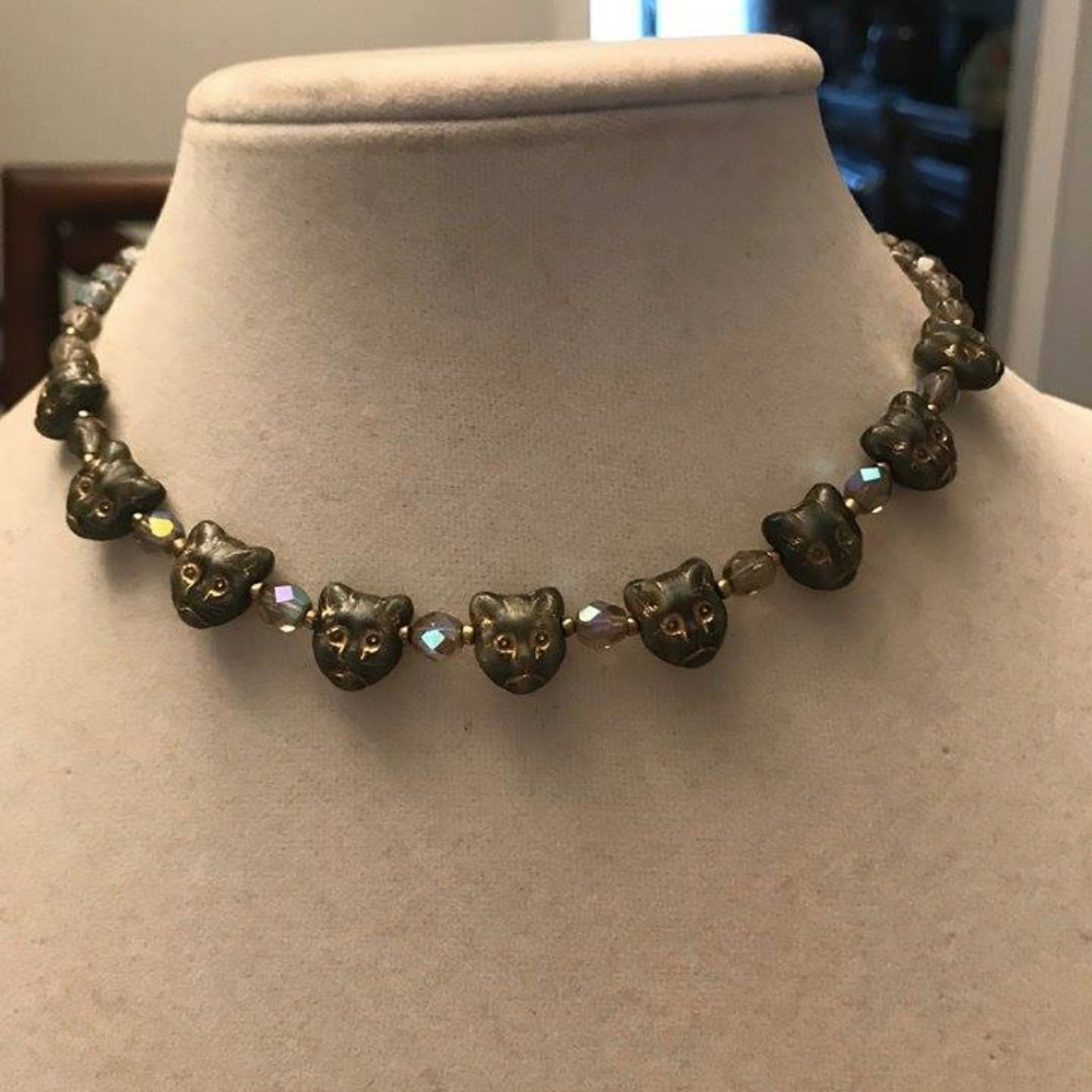 Unique Cat Lover's Necklace-Handbeaded/New